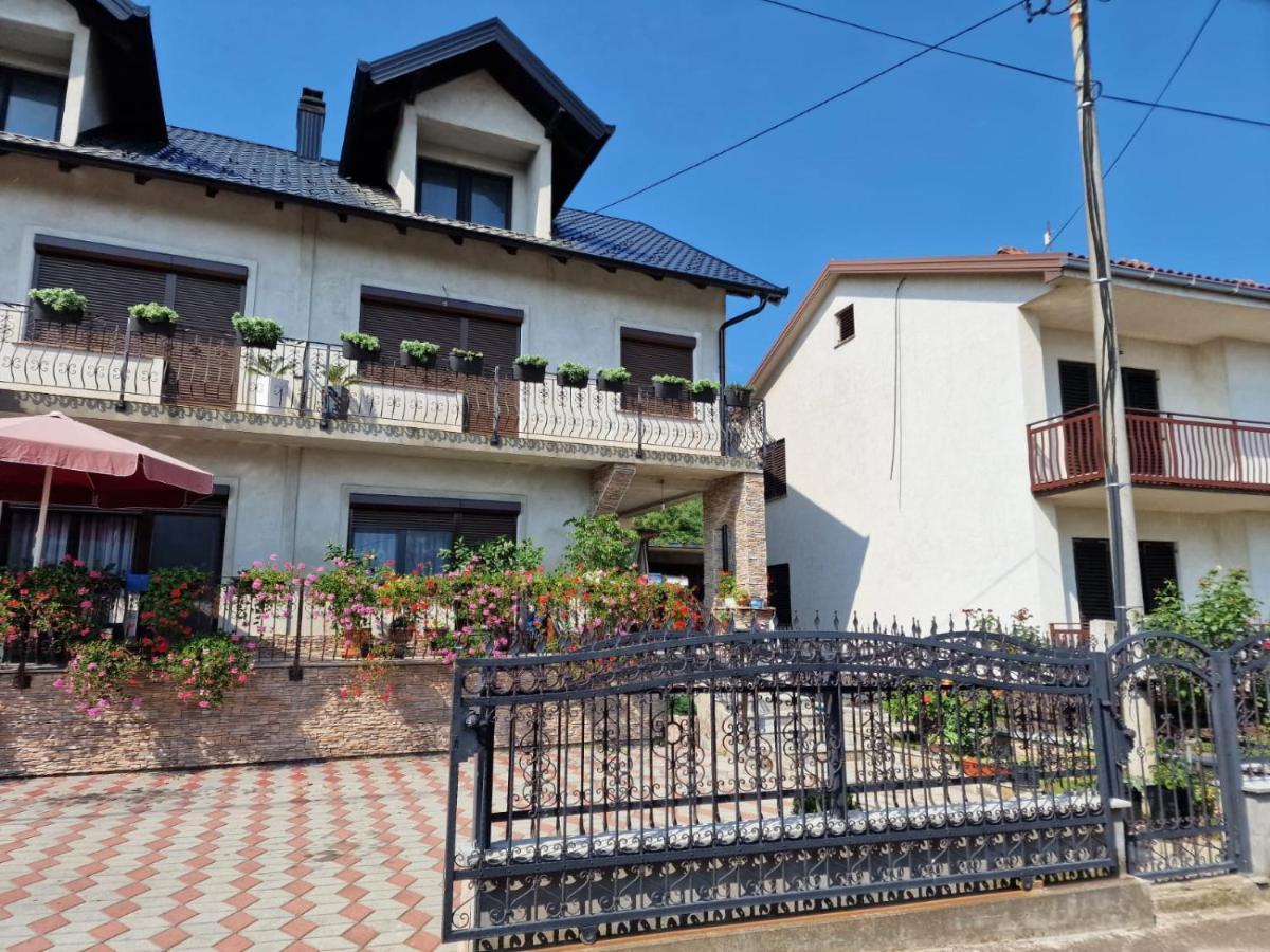 Villa Jankovic Modrica Exteriér fotografie